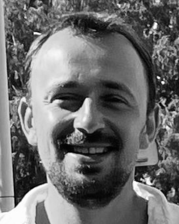 Antoine Cazals - Expert SEO, GEO IA, Agents IA et création web